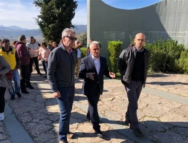 Στα Καλάβρυτα ο Αμερικανός πρεσβευτής Τζέφρι Ρ. Πάιατ